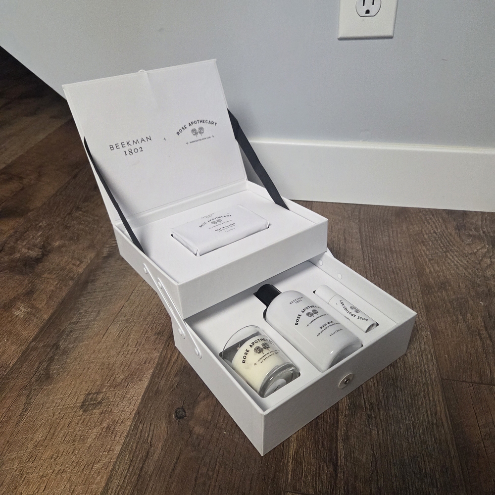 Beekman 1802 White Rose Apothecary Gift Set